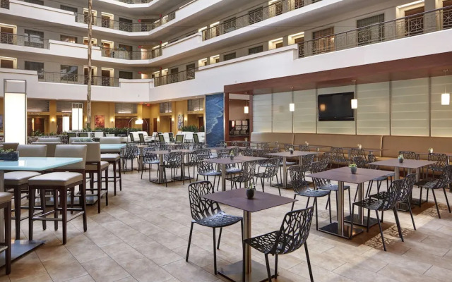 Embassy Suites San Diego La Jolla