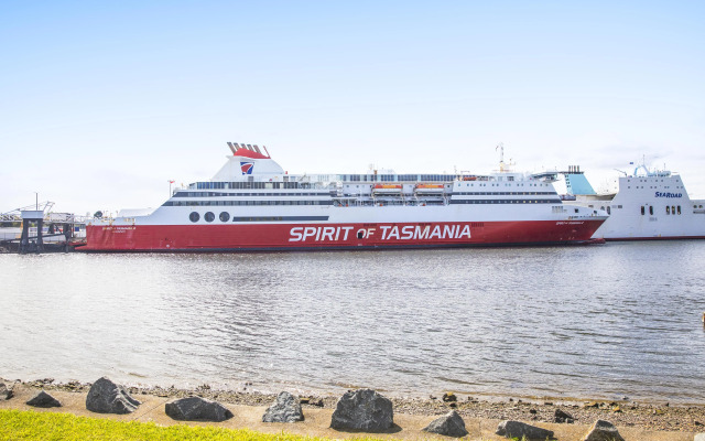 Nightelier Devonport Gateway Hotel