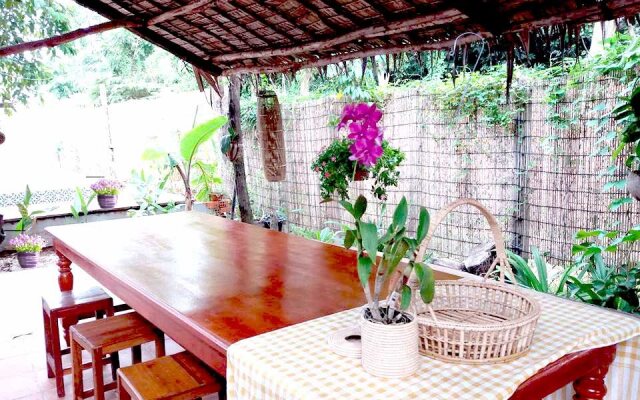 Angkor Dino B&B