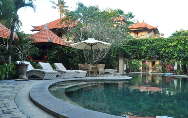Kusnadi Hotel