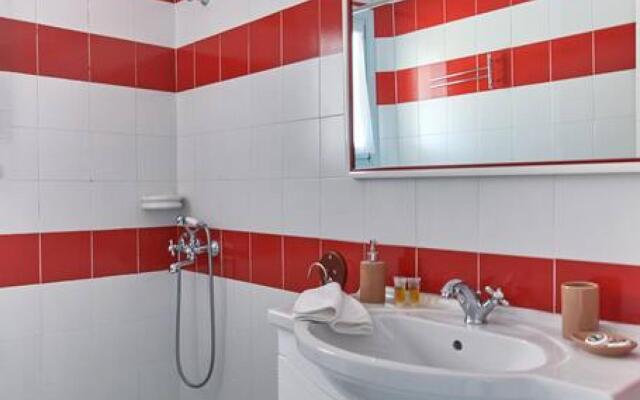 Ocean Villa in Paros