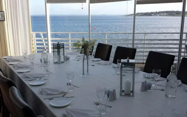 Bryggen Restaurant & Leilighetshotell