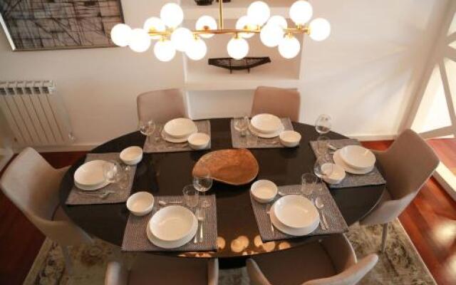 Lovelystay - Chiado 3Bedroom Wonder