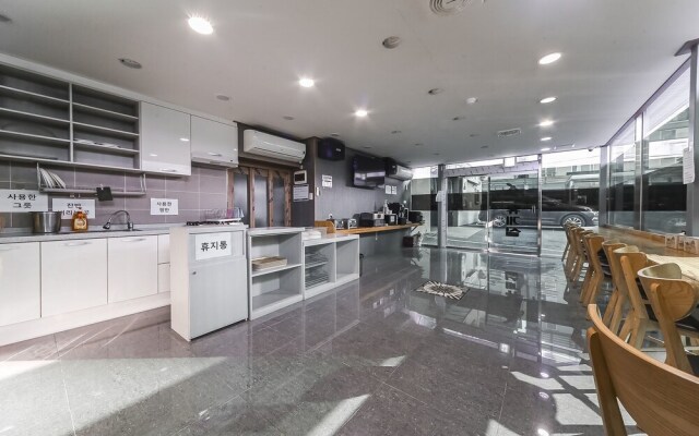 Ulsan Ilsan Pomm