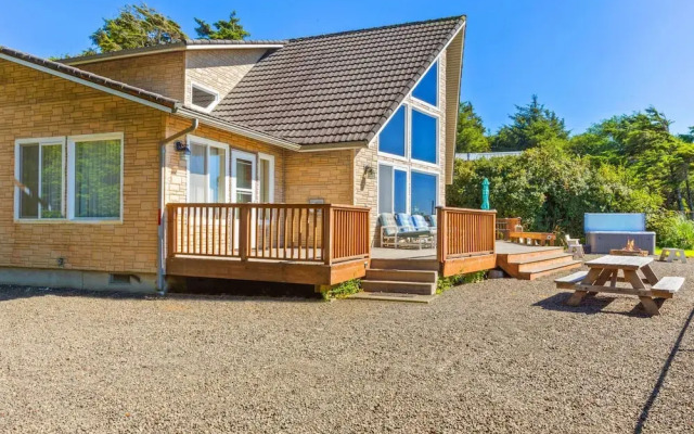 Sandcastle Bluff in Moclips