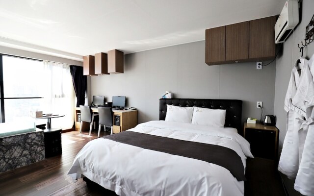 Dongducheon Lexy Hotel