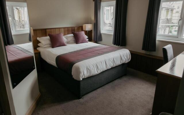 St David's Cross Hotel