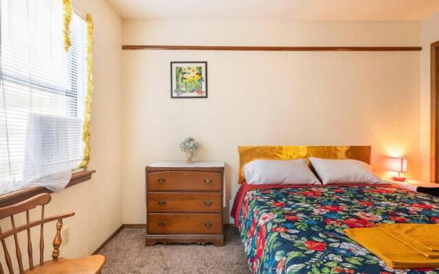 Golden Sunflower's Apartment Lawton Ok