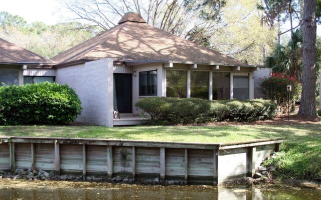 Fairwood Villa 159 by RedAwning