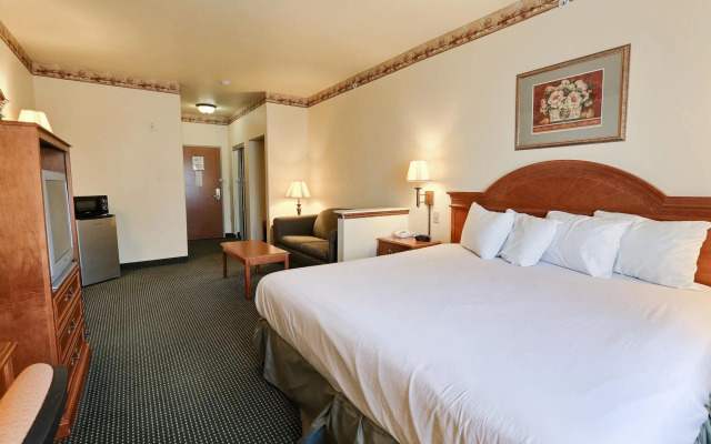 Quality Inn & Suites Glen Rose