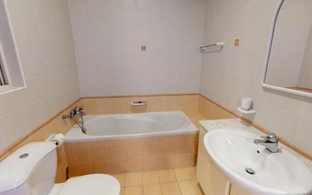 6th floor seafront apartment with open sea views