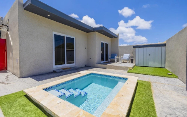 Brand NEW 1br2ba w Privatepool in Amazing Location