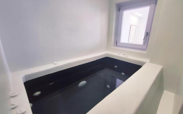 V Angelo Suite