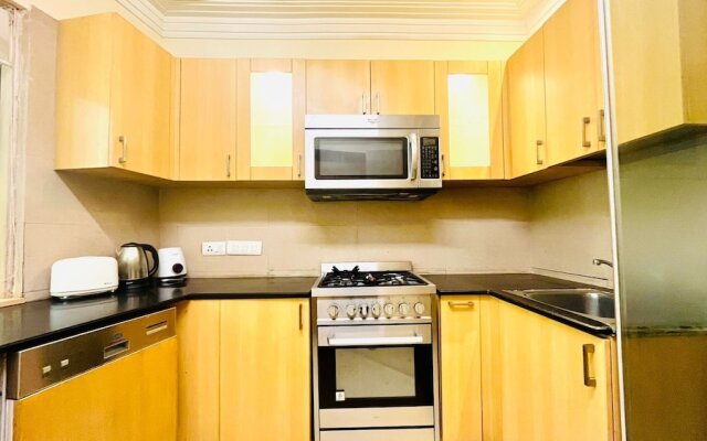 BluO 1BHK - DLF Galleria | BathTub, Balcony, Suite