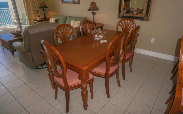 Emerald Beach 1725 - 1083851