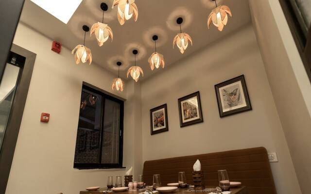 Hotel The Avoir Asansol