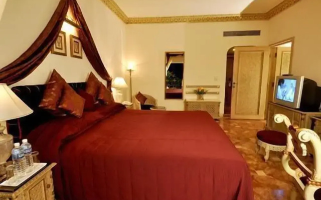Golden Palms Hotel - Spa