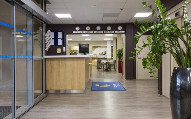Comfort Hotel Aeroport Lyon St Exupery