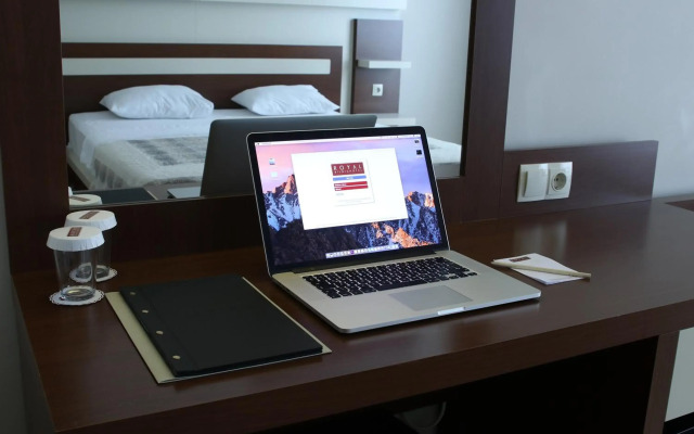Royal Bilgic Hotel