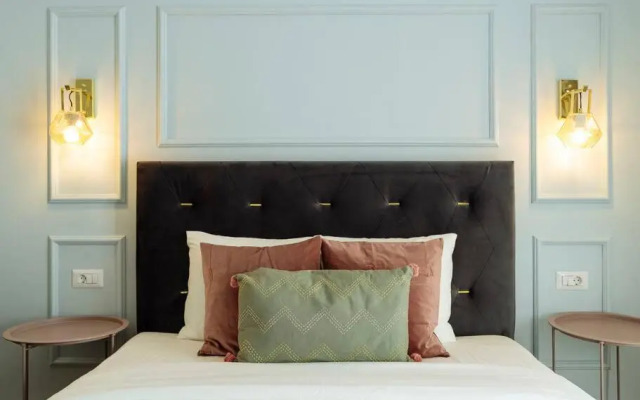 Bright 2BR Apartment - Top Location - City Balcony