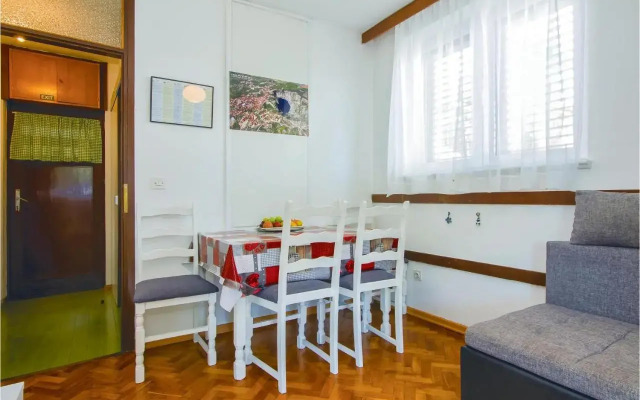Apartment Antuna Mihanovica 2A/ V
