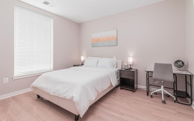 Luxury Living City Views DC