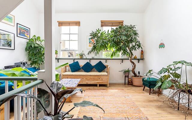 Quirky, Spacious House in the Heart of Hackney