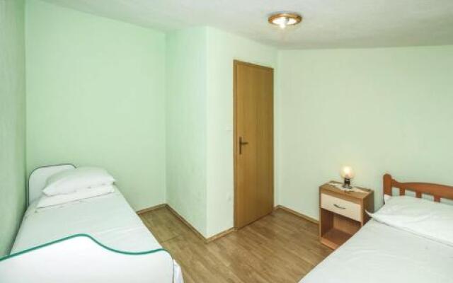 Apartment Andela