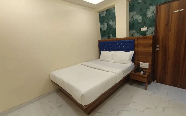 Hotel King Residency