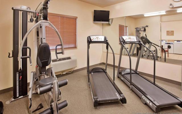 Candlewood Suites Springfield-Medical District