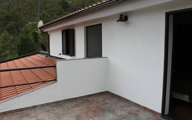 ALTIDO Gerês Mountain Lake Views