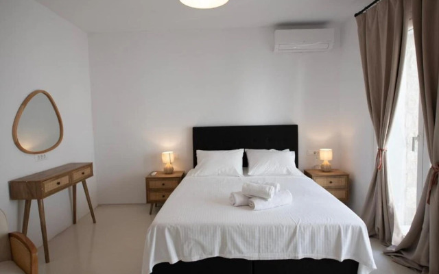 Adyton Luxury Suite Mykonos Exclusive Pool Oasis