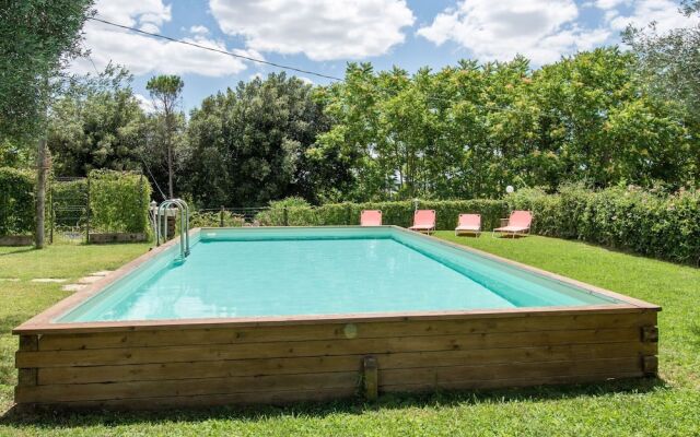 Cosy Apartment in Perugia - Tavernacce with Swimming Pool