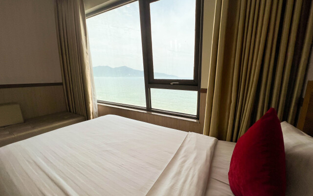 Serene Beach Hotel Danang