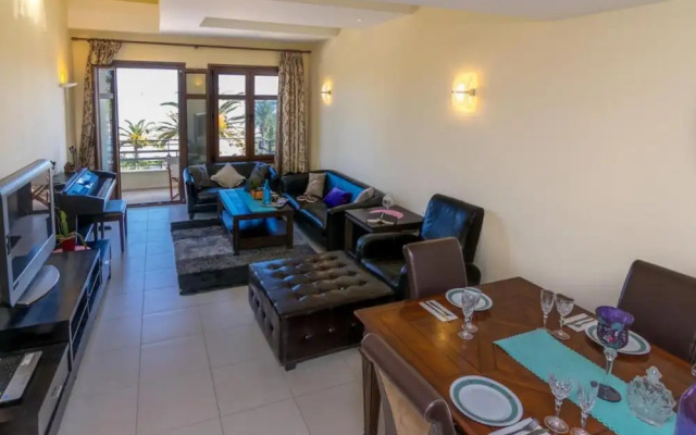 George s Poet Maisonette