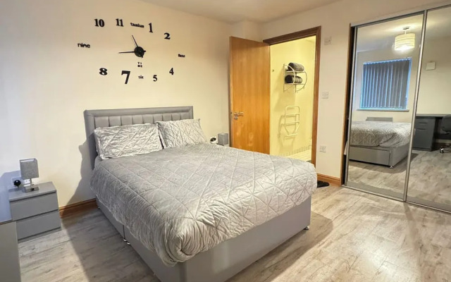Spacious 2-bed Flat Next to Piccadilly Station