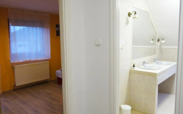 Hőforrás Wellness Vendégház