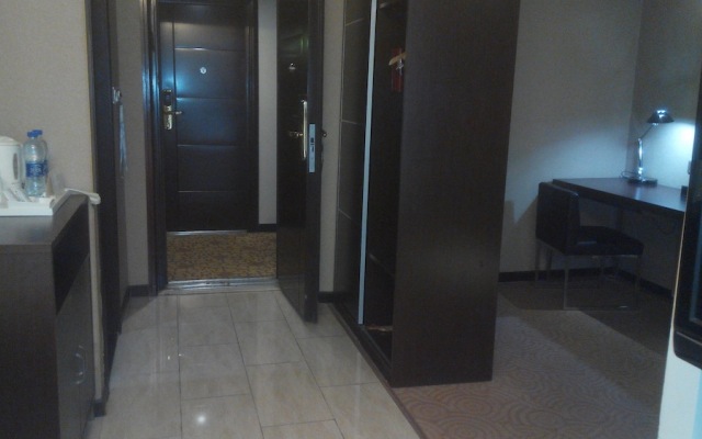 Echarm Hotel Hankou Railway Changgang Metro Station
