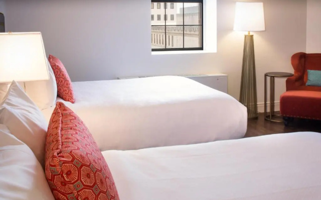 Hotel Indigo Baltimore Downtown by IHG