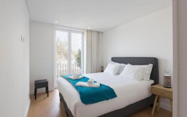 Lovelystay - Central Flat W/ Ac And Balcony