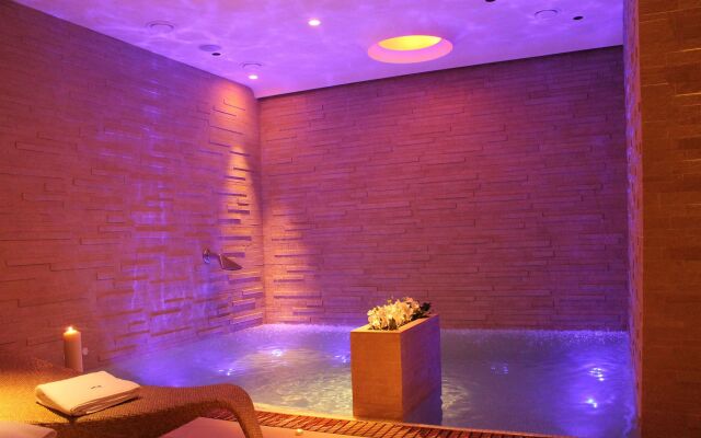 HR Hotel & Spa