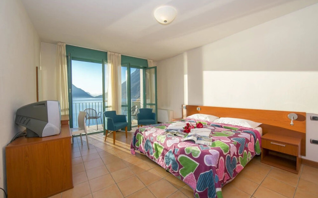 Porto Letizia T12 B1