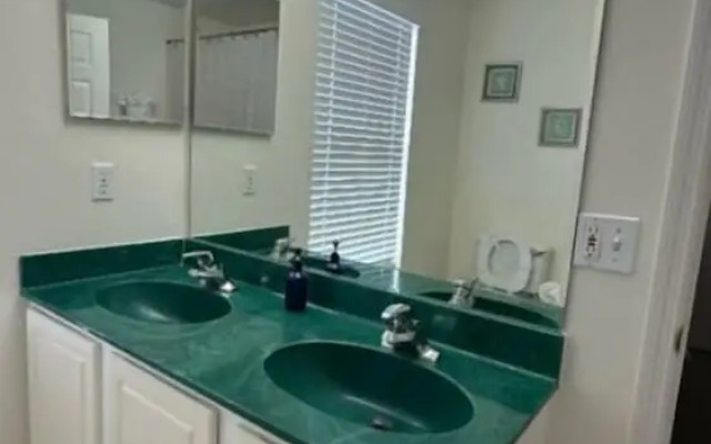 South Facing W/ Private Pool & Spa