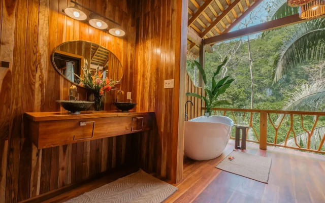 DuPlooys Jungle Lodge