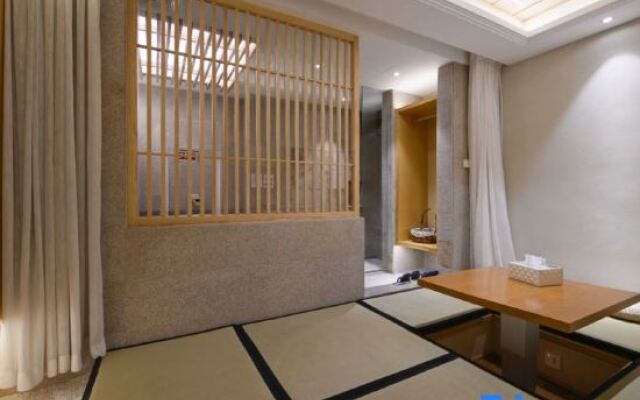 Qinglongshanzhuang Hotel