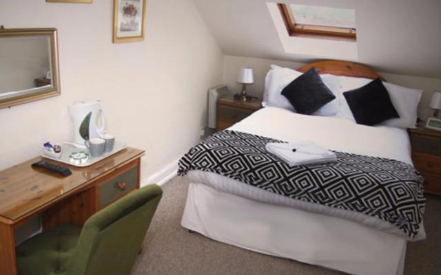 Lowdens Guest House