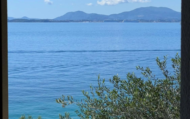 Nissaki Bay