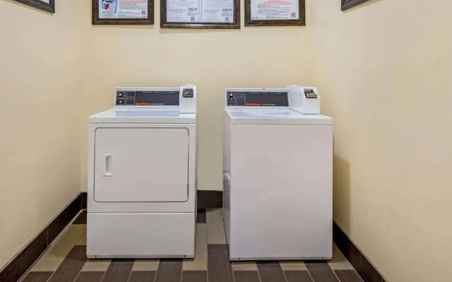 La Quinta Inn & Suites Glen Rose