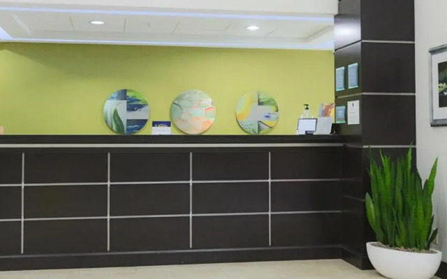 Spark by Hilton Houston Bush Intercontinental Airport