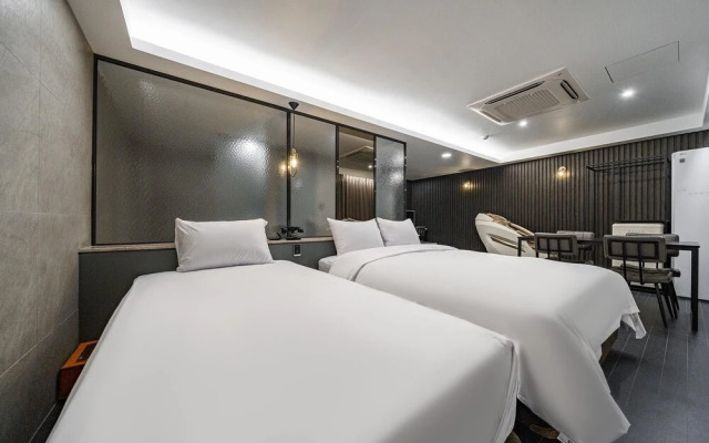 Seongnam Hotel wol